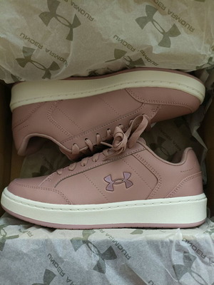 Under Armour women's sneakers new, size 38.5, pink