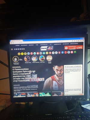 Lenovo 6135-AG2 19-inch computer monitor like new