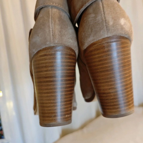 Rag & Bone Harrow suede ankle boots tan beige like new