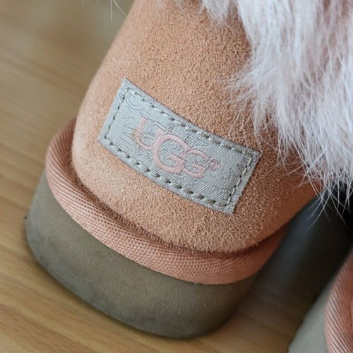 Ugg Classic Mini Fluff Bow suede boots like new size 41 pink