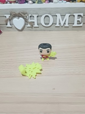 Kinder DC figure like new