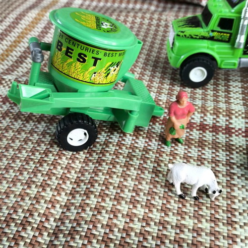 Farm figure set new