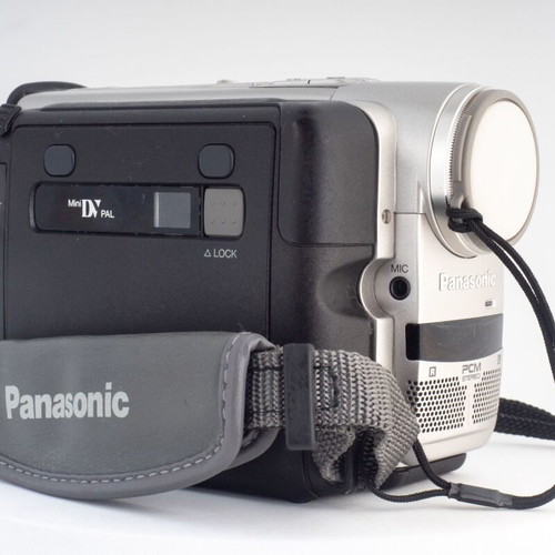 Panasonic NV-DS1EG MiniDV Camcorder used, excellent condition