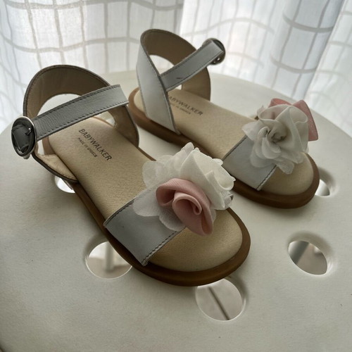 Babywalker baptism sandals size 24 like new, beige and pink