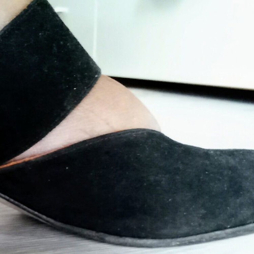 Tessera pumps used, size 37.5, black with wide strap, genuine leather