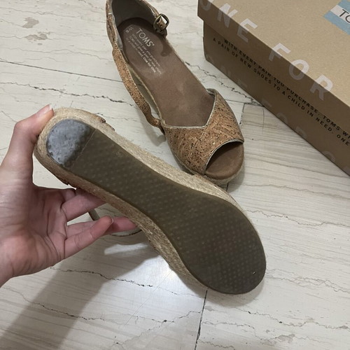 Toms high espadrilles new, beige