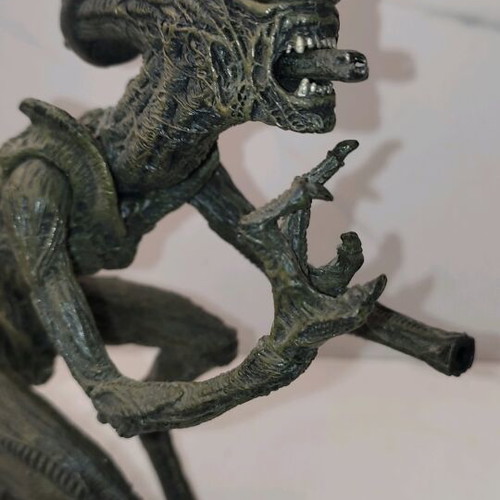 Mcfarlane Toys Alien 3 Dog Alien Xenomorph Movie Maniacs 6 figure used