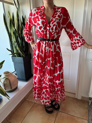 No name printed dress like new, white and red