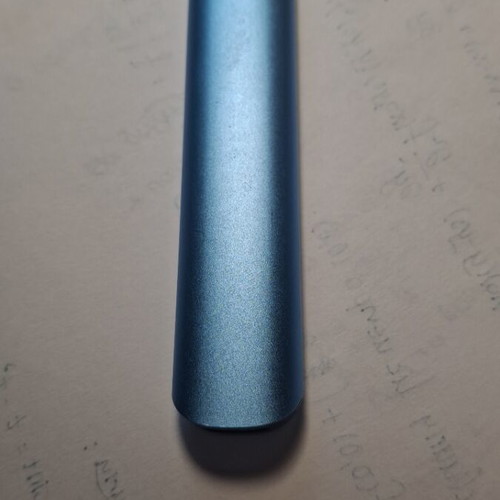 Blu device like new, lightly used