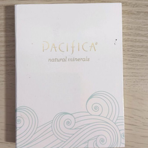 Pacifica makeup set used with eyeshadows, highlighters, blush and bronzer