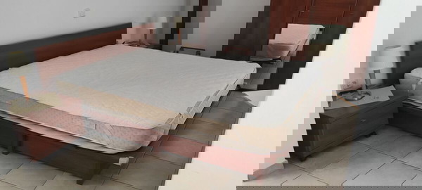 ΔΙΠΛΟ ΚΡΕΒΑΤΙ NEOSET ΜΕ ΣΥΡΤΑΡΙΑ, ΣΤΡΩΜΑ ΚΑΙ 2 ΚΟΜΟΔΙΝΑ