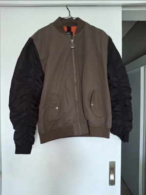 Bershka men's bomber jacket, black and green, size L, like new