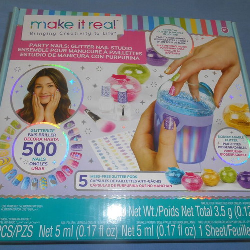 Party Nails Glitter Nail Studio new with 5 nail polish colors and accessories