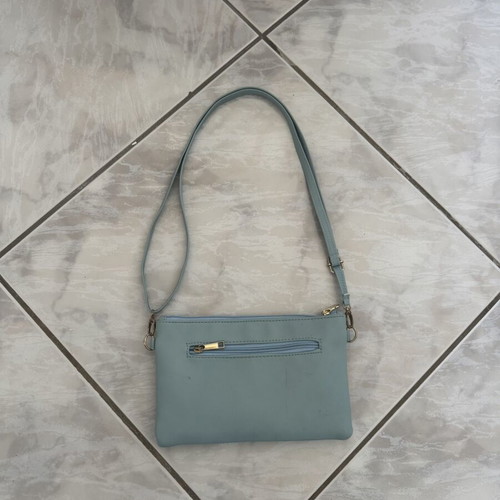 Duki Daso shoulder bag turquoise like new