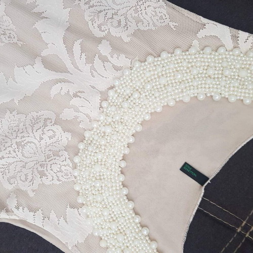 Benetton women's lace dress with pearls around neckline like new, size 34/XS