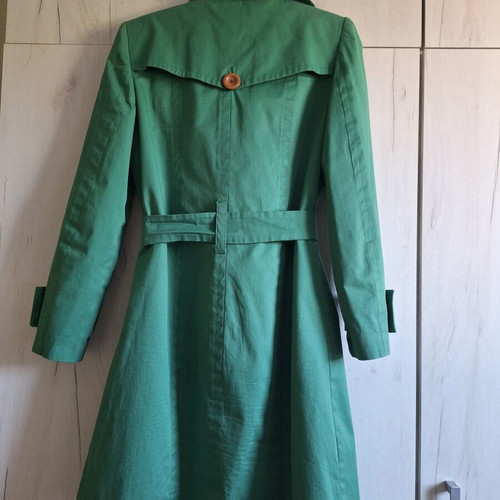 Trench coat size S/M, green