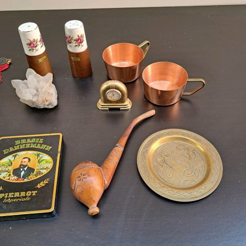 Vintage decorations like new, set