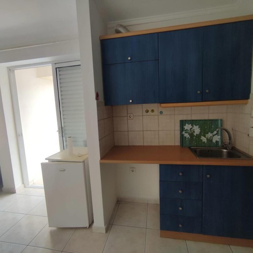 Studio apartment furnished with balcony and air conditioning in Patra