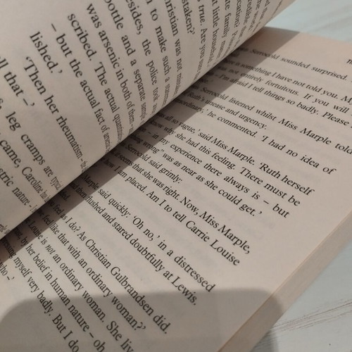 Agatha Christie books like new, 3 English novels
