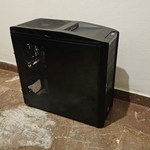 Thermaltake V9 Retro Gaming PC Case used with USB 3.0