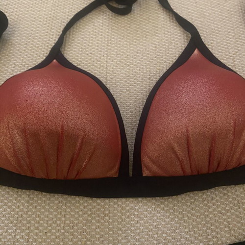 Bluepoint bronze bikini used, small to medium size, red