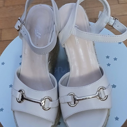 Melissa platform sandals with gold decorative buckle, size 39