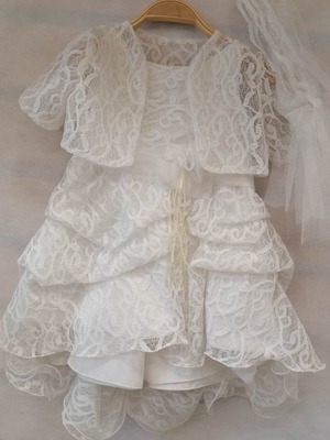 Baptism dress new No1 12-18 M