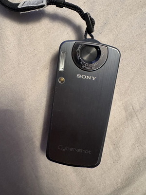 Sony Cyber-shot DSC M1 camera