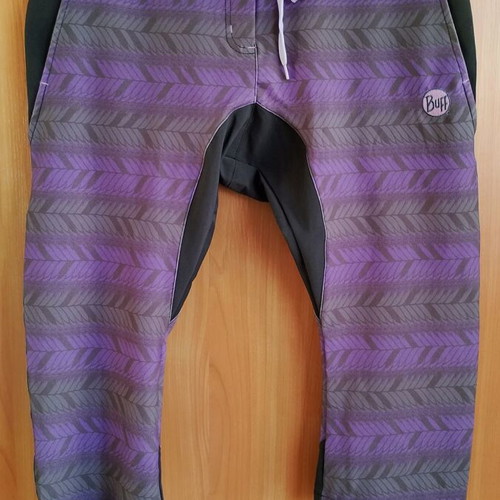 Buff Safi women's sport pants like new, size S, purple