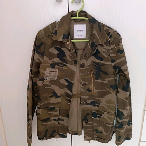 Military cotton mid-length jacket Pull & Bear like new, black and green