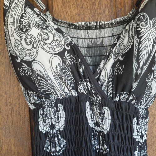 Summer Black and White Maxi Dress with Paisley Print and Elastic Waist like new