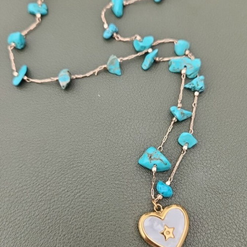 Stainless steel necklace new with blue stones and white heart