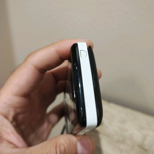 Sony Ericsson W960i used in good condition without charger