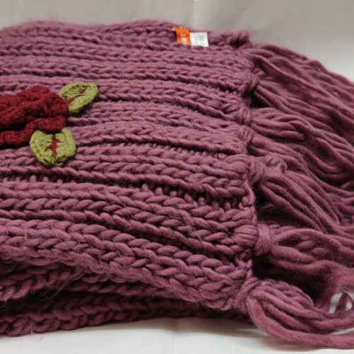 Scarves like new, set of 2, pink, Mad Hat and Stradivarius