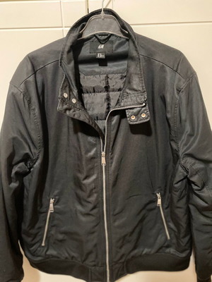 Μπουφάν H&M μαύρο μεταχειρισμένο, μέγεθος XL