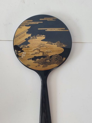 Yamanaka Lacquerware Hand Mirror with Gold Maki-e, authentic Japanese