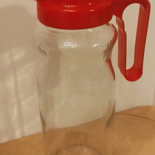 Bottle jug with lid 1lt, height 22cm, like new