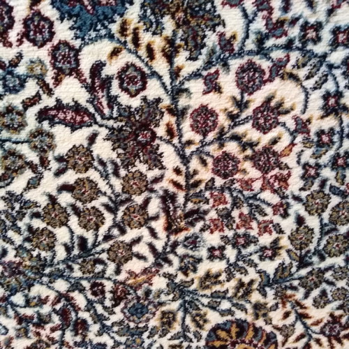 Rug 2.50x3.00 new with 600,000 knots density, antistatic and hypoallergenic