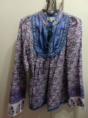 Cotton shirt size M like new, airy with satin details