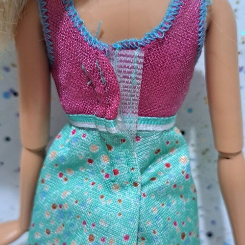 Barbie Fashionistas Cutie 2010 #T3324 used with flaws