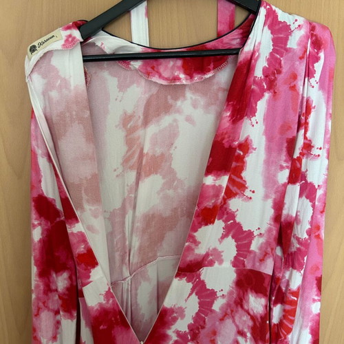 Karavanclothing dress red like new, size L