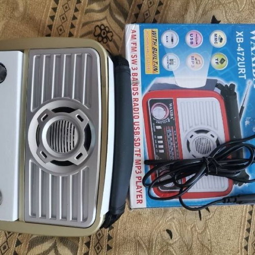 Waxiba XB-1061URT Radio new, portable rechargeable with flashlight and MP3