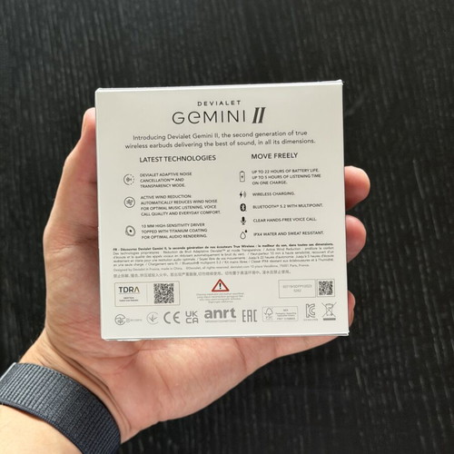 Devialet Gemini 2 wireless Bluetooth earbuds new