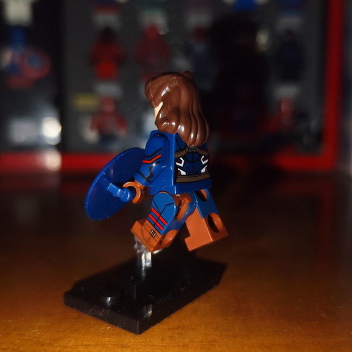 Captain Carter minifigure with accessories, Marvel What If?