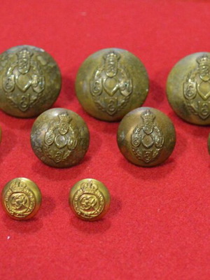 Βρετανικά μεταλλικά κουμπιά στολής αξιωματικών Β΄ΠΠ μεταχειρισμένα