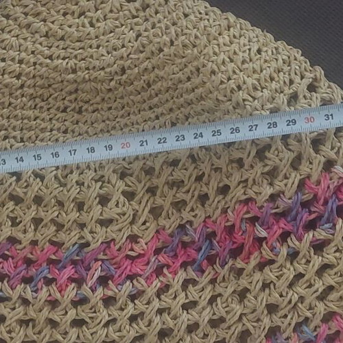 Woven shoulder tote bag like new, multicolor straw