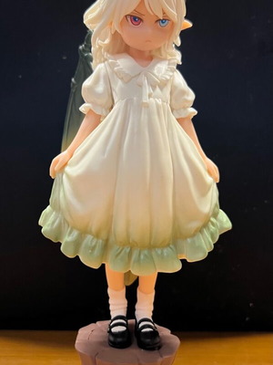 Miss Kobayashi’s Dragon figure like new, resin pvc
