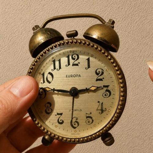 Europa mechanical alarm clock used, vintage 2 jewels Germany