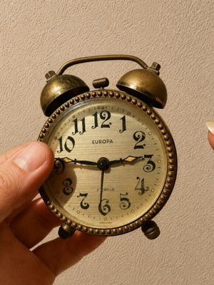 Europa mechanical alarm clock used, vintage 2 jewels Germany