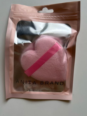 Anita Brand pink heart powder puff new